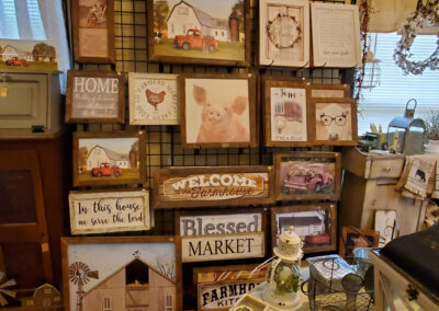 farmhouse wall art with trucks and pigs
